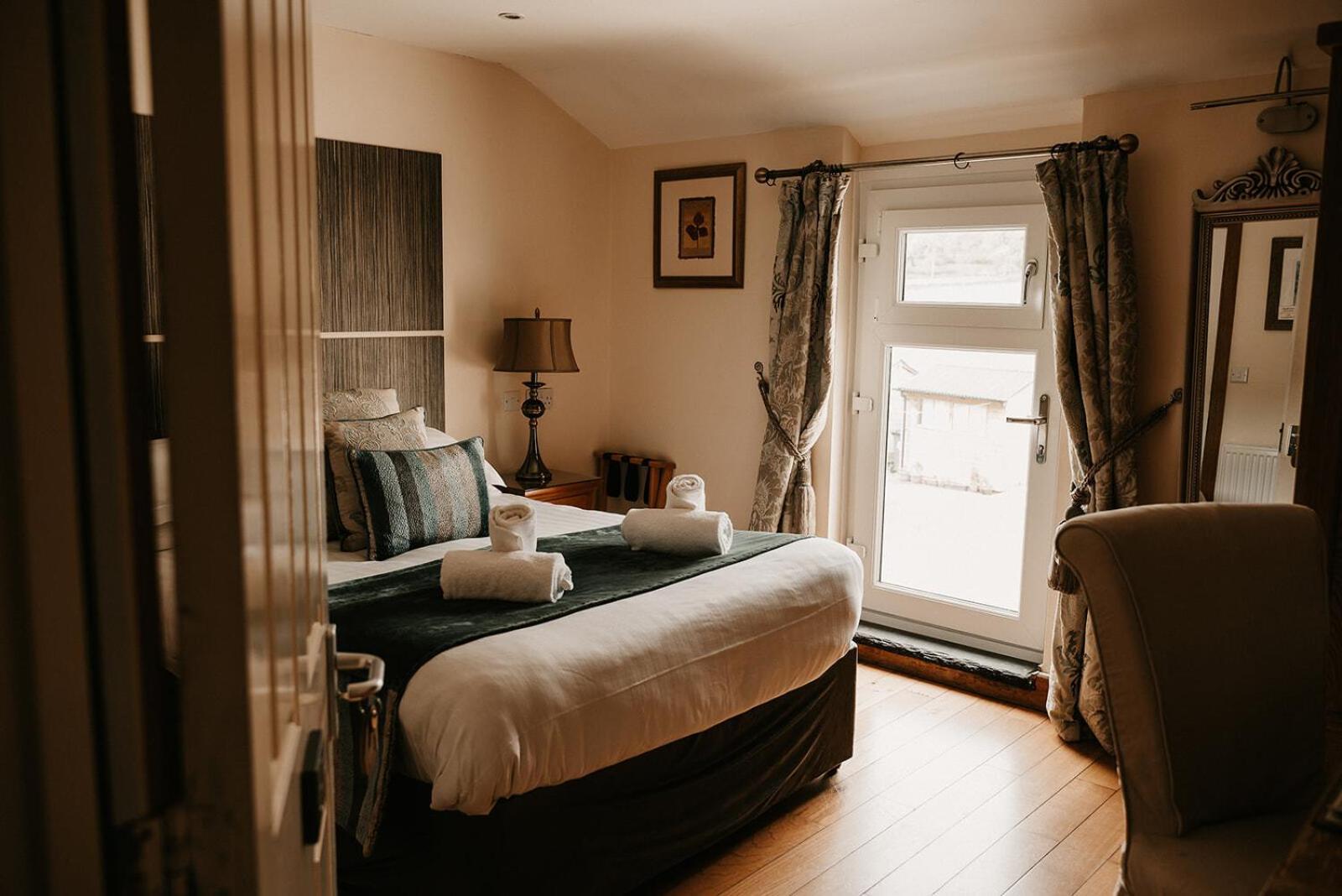 The Wilson Arms Bed & Breakfast Torver Exterior foto